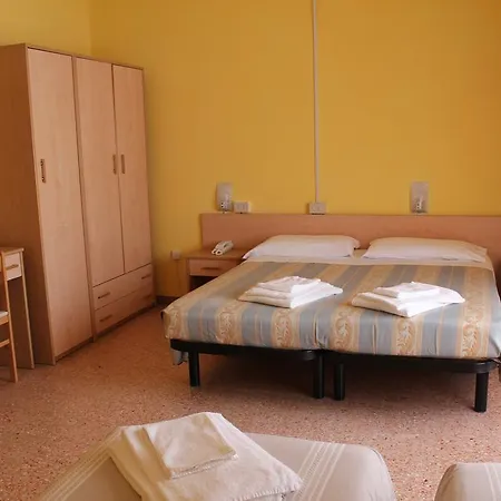 Ninfea Hotel 2*